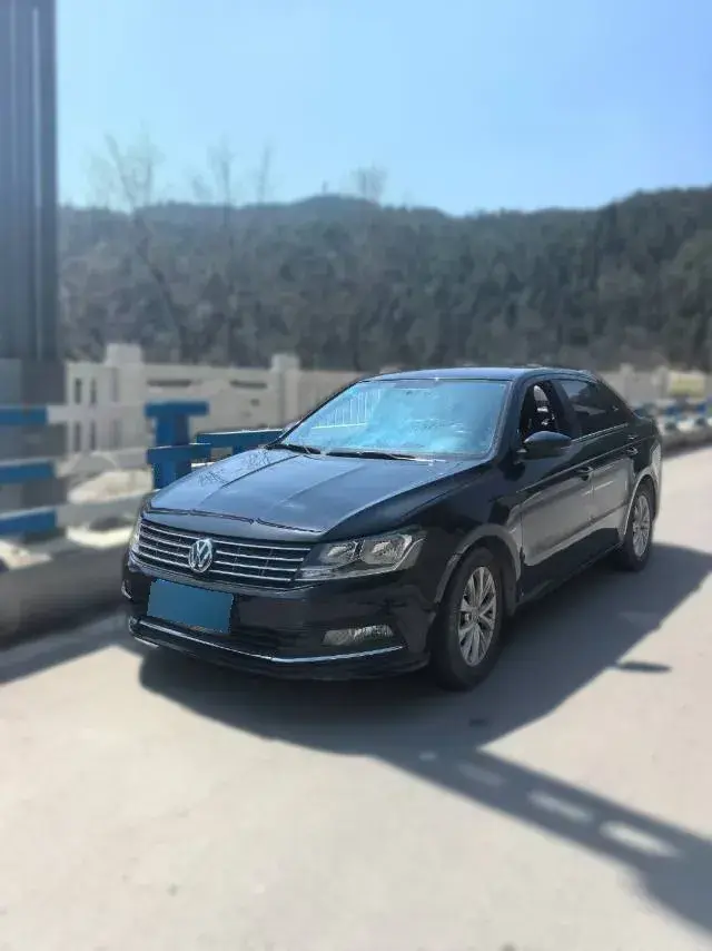 2015 Volkswagen Lavida 1.4T 131HP L4 5MT