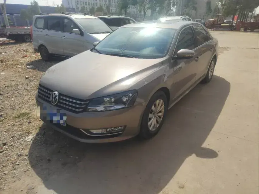 2015 Volkswagen Passat 1.8T 160HP L4 7DCT