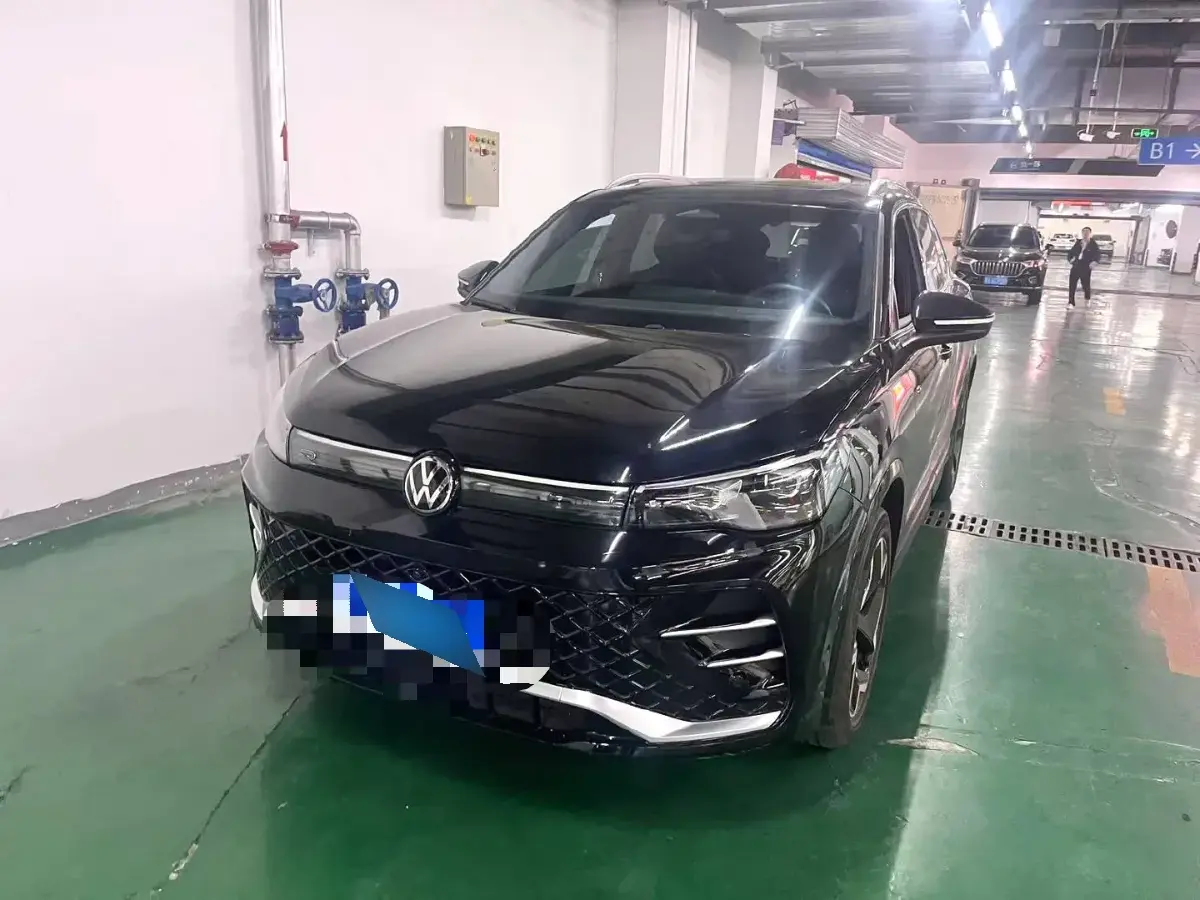 2024 Volkswagen Tiguan L 2.0T 186HP L4 7DCT