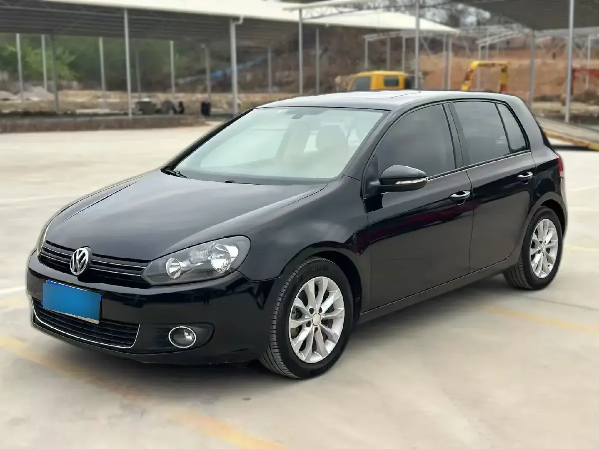 2010 Volkswagen Golf 1.4T 131HP L4 7DCT