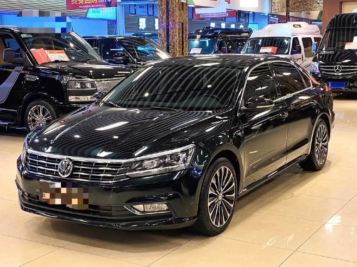 2017 Volkswagen Passat 1.4T 150HP L4 7DCT