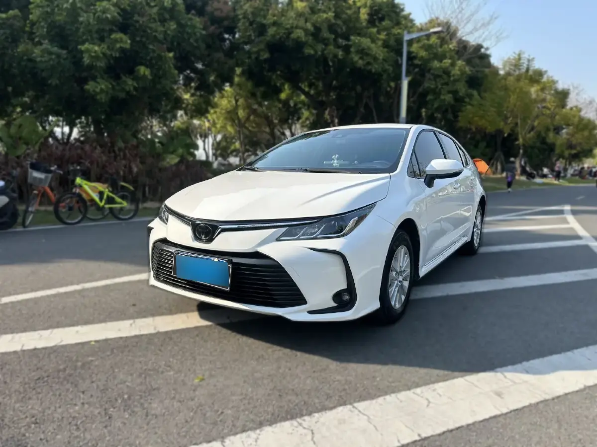 2019 Toyota Corolla 1.2T 116HP L4 CVT