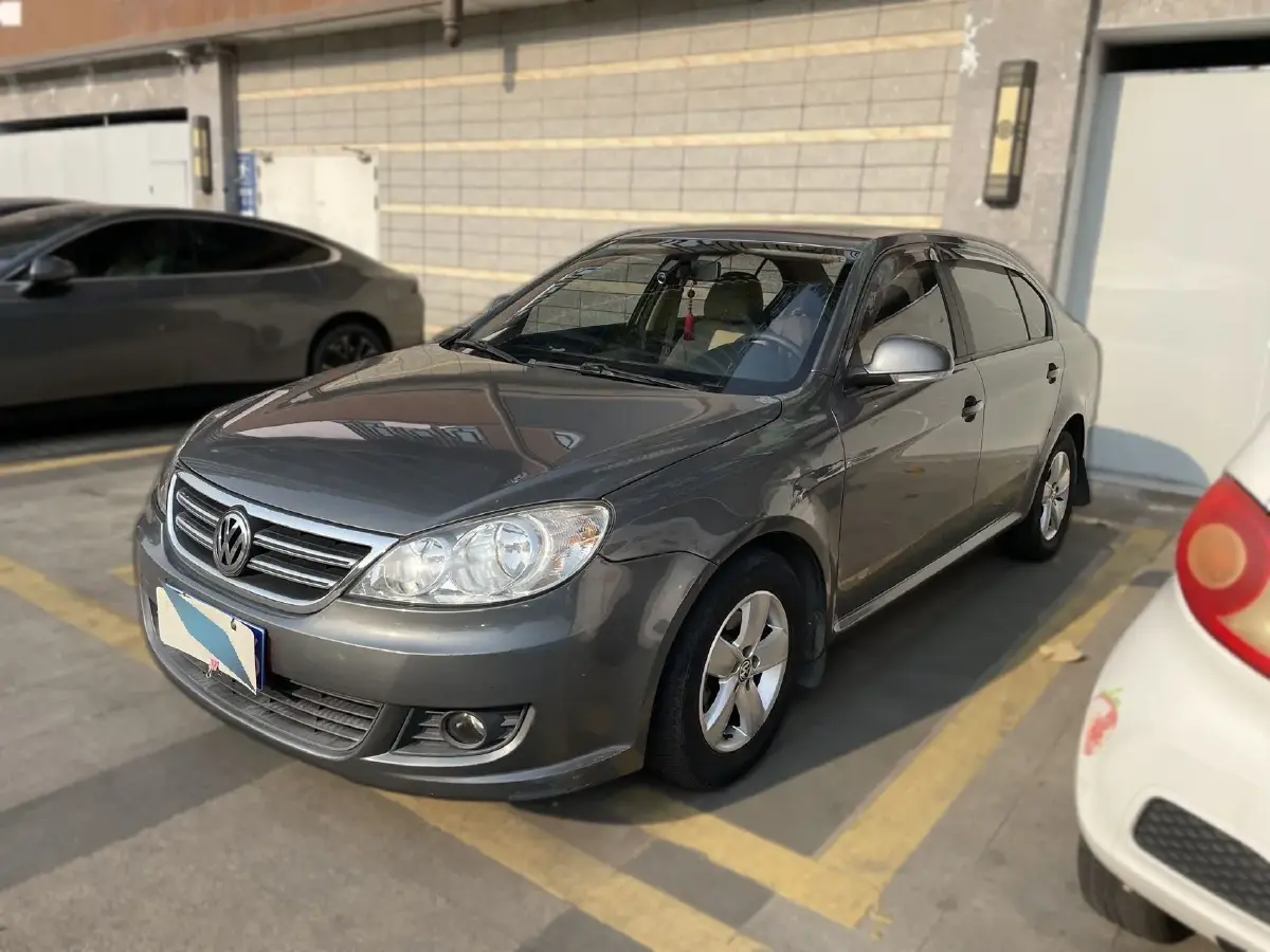 2011 Volkswagen Lavida 1.6L 105HP L4 5MT
