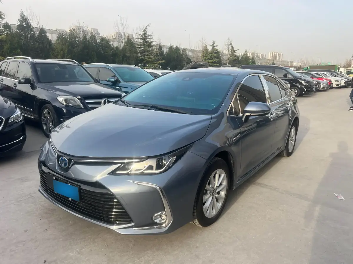 2022 Toyota Corolla 1.8L 98HP L4 E-CVT Hybrid