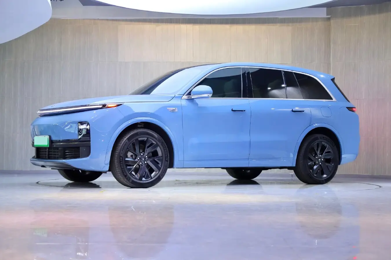 2023 Li L8 Range Extended 154HP REEV 40.9KWH