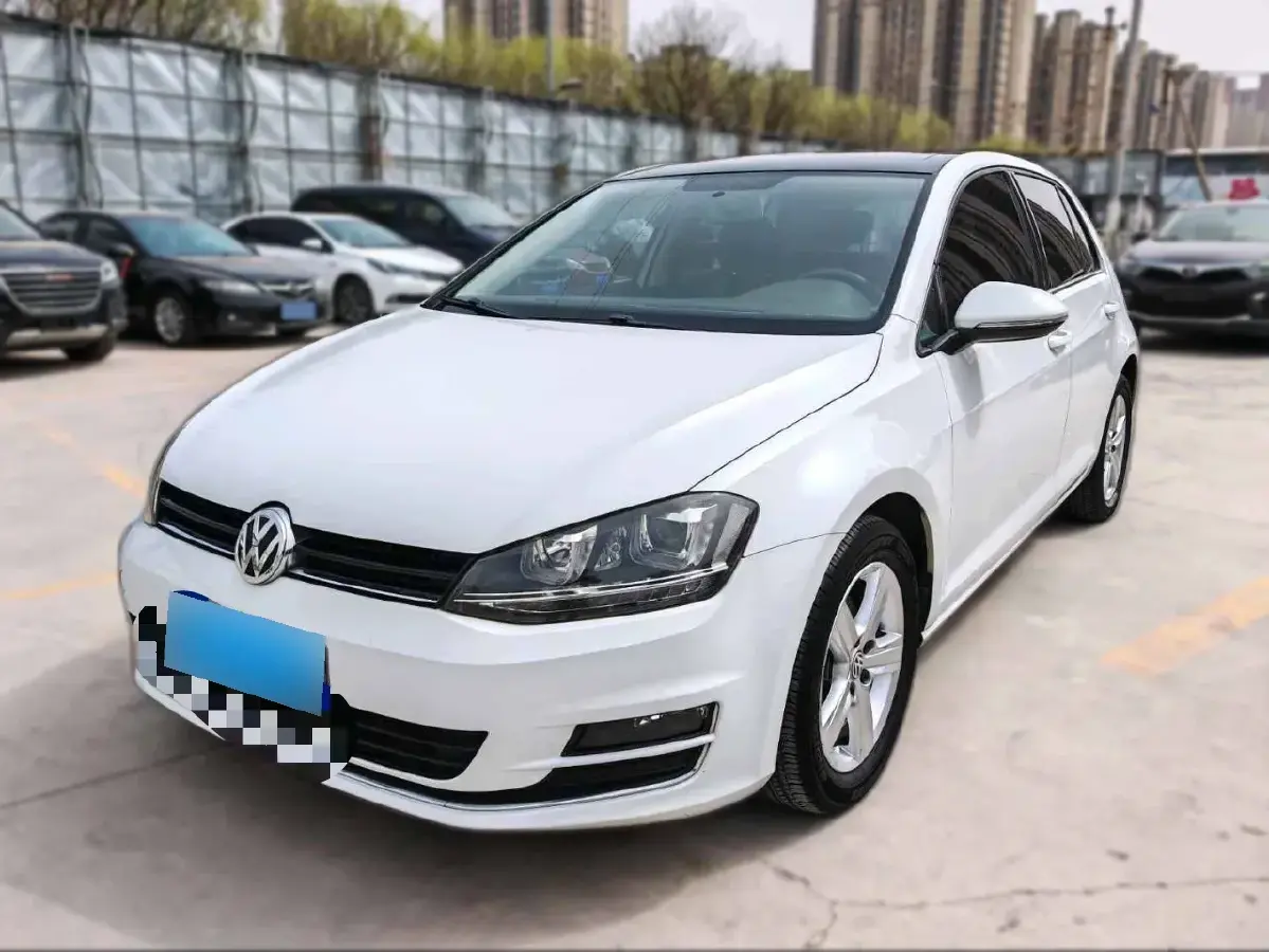 2015 Volkswagen Golf 1.4T 131HP L4 5MT
