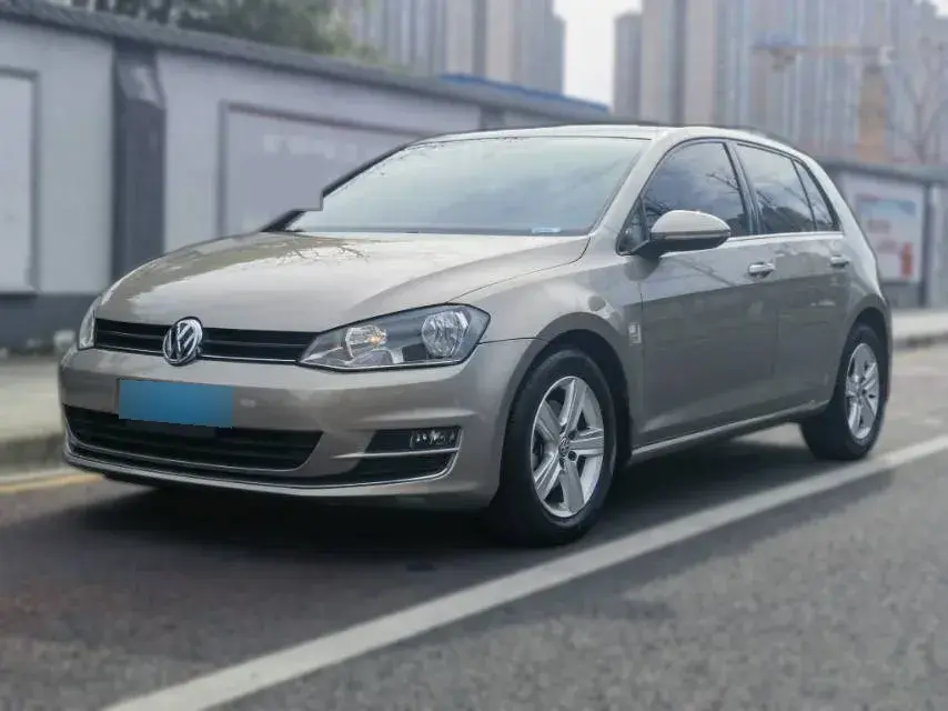 2015 Volkswagen Golf 1.4T 131HP L4 5MT