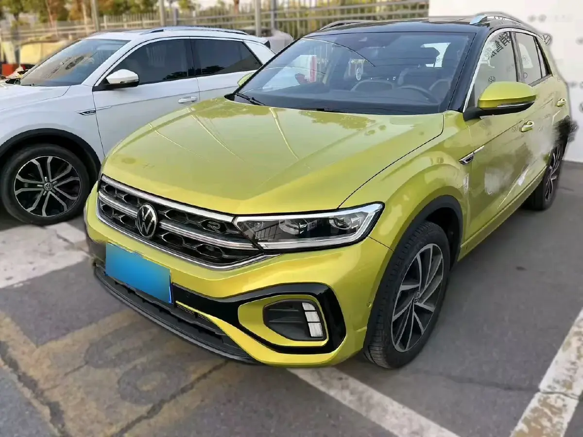2023 Volkswagen T-Roc 1.5T 160HP L4 7DCT