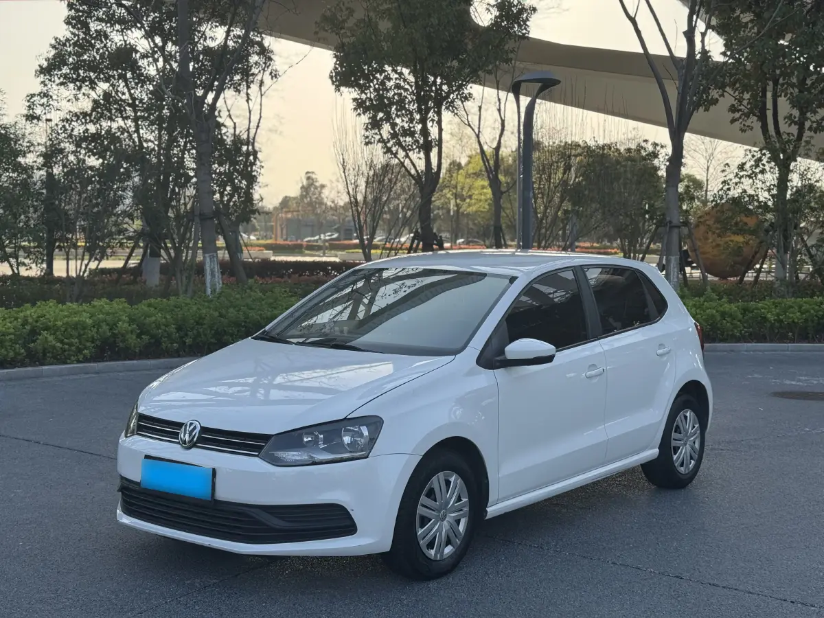 2018 Volkswagen Polo 1.5L 110HP L4 6AT