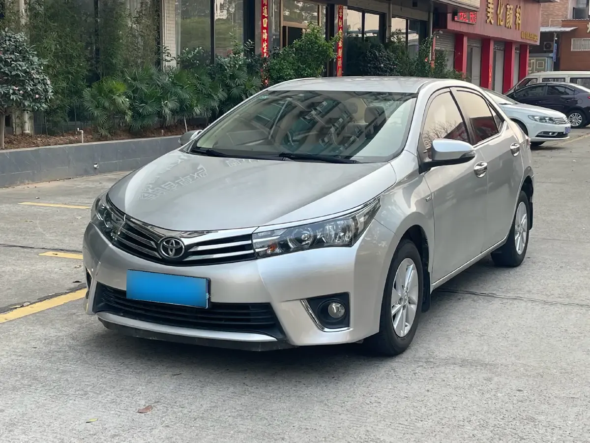 2017 Toyota Corolla 1.6L 122HP L4 CVT