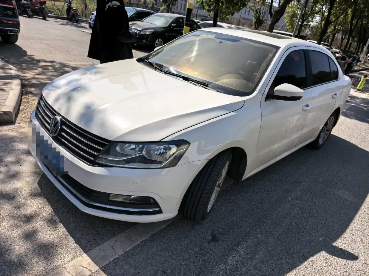 2015 Volkswagen Lavida 1.4T 131HP L4 5MT