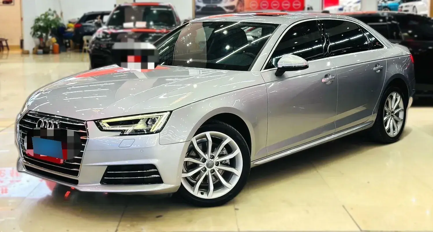 2017 Audi A4L 2.0T 190HP L4 7DCT