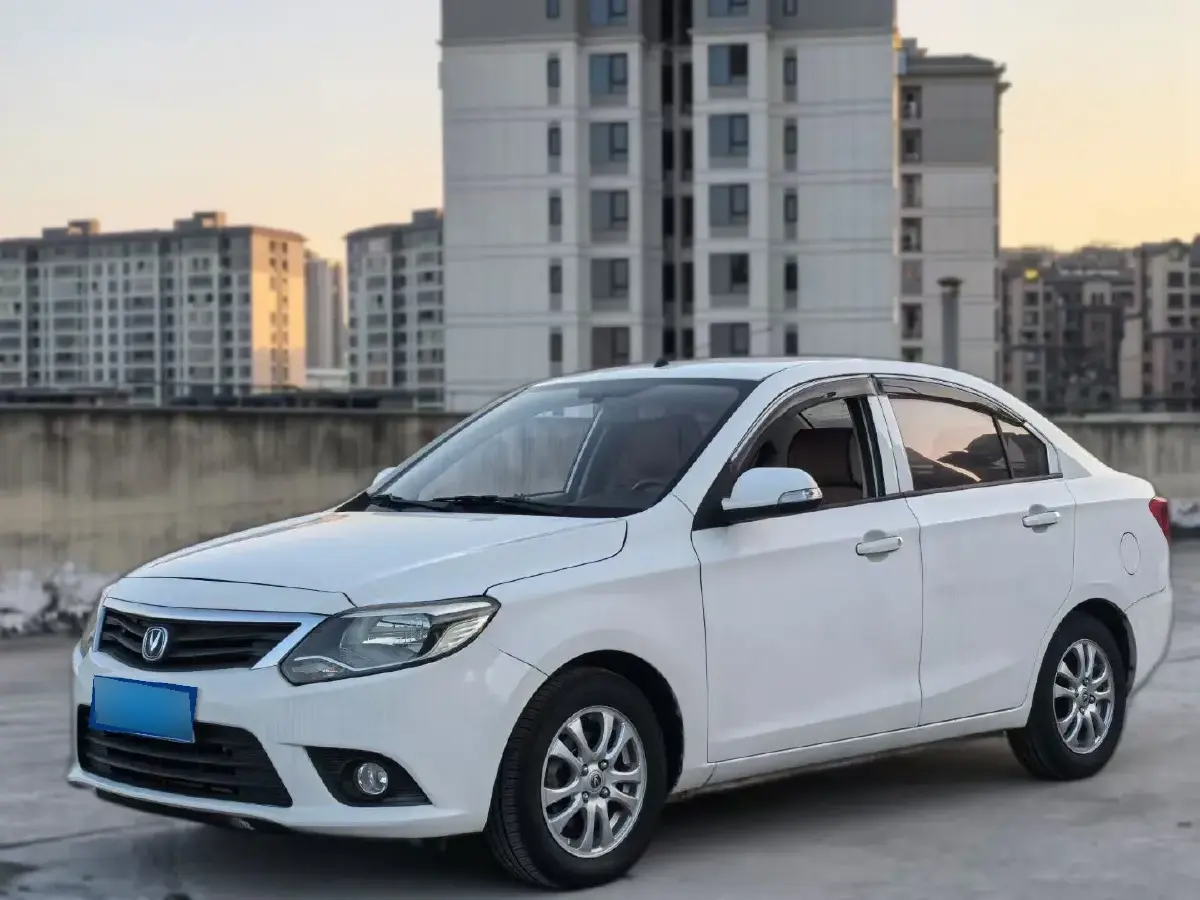 2015 ChangAn Alsvin V3 1.4L 101HP L4 5MT