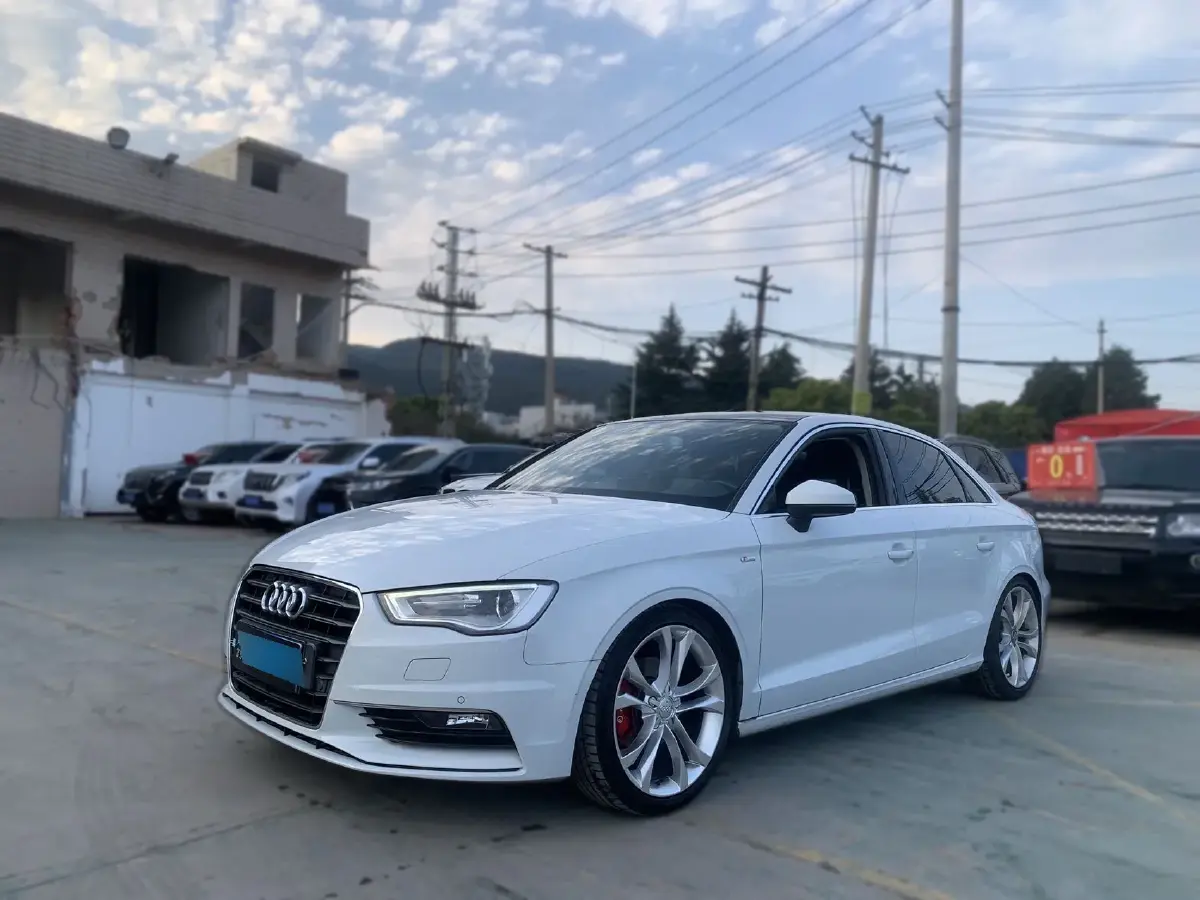 2015 Audi A3 1.4T 150HP L4 7DCT