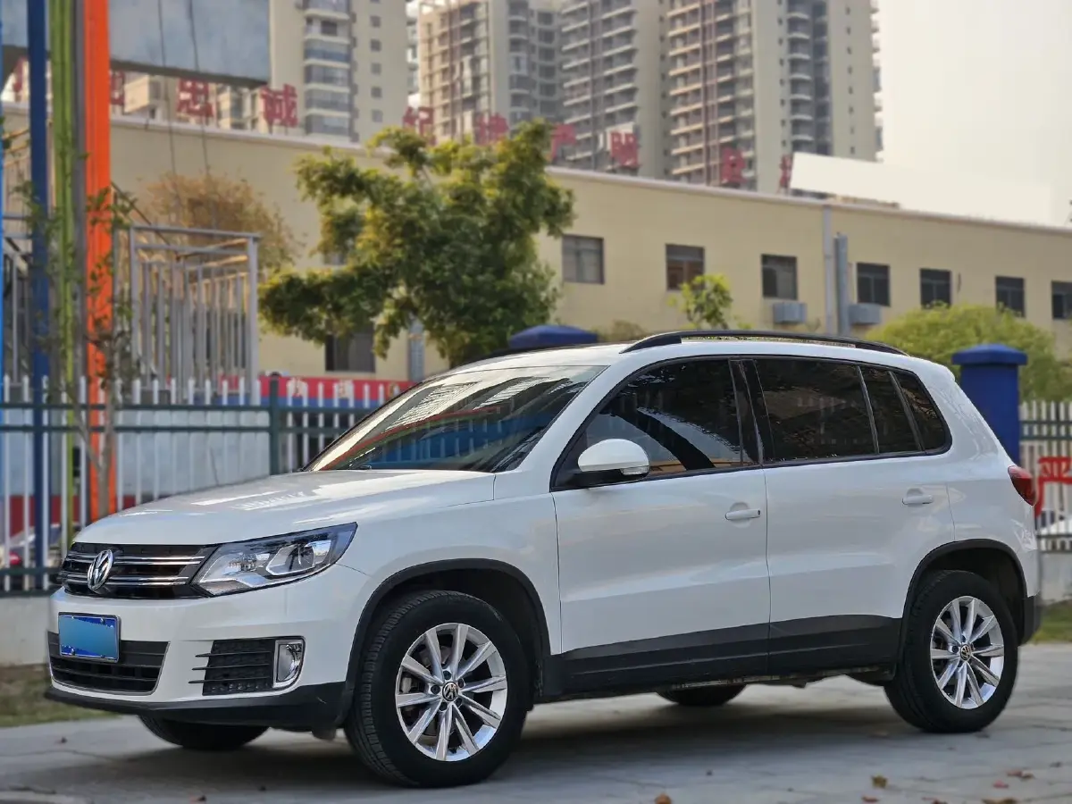 2016 Volkswagen Tiguan 1.4T 150HP L4 6DCT