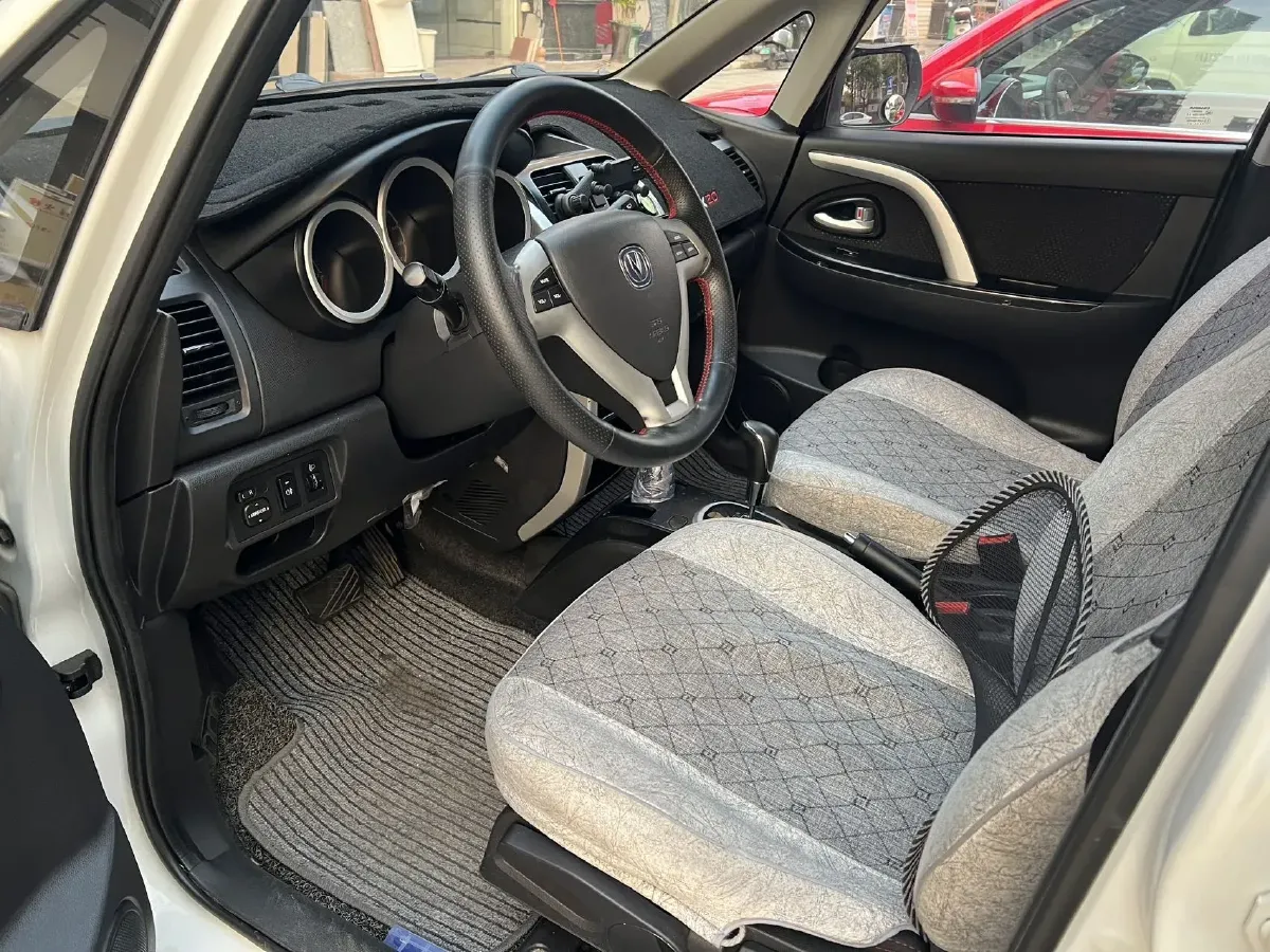 2014 ChangAn CX20 1.4L 101HP L4 5AMT,autocango,china used car exporter,china ev exporter,chinese used car exporter,chinese used ev exporter