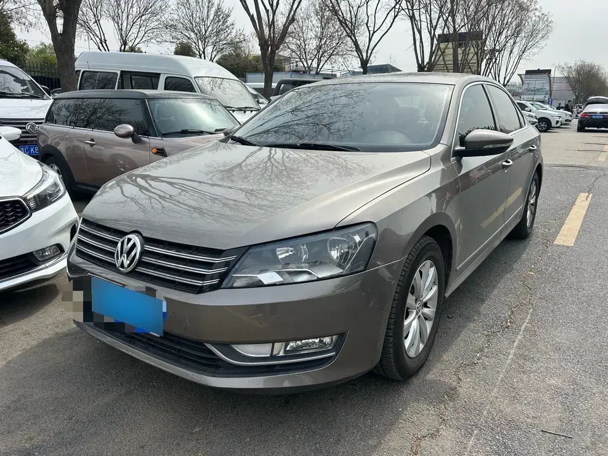 2014 Volkswagen Passat 1.8T 160HP L4 7DCT