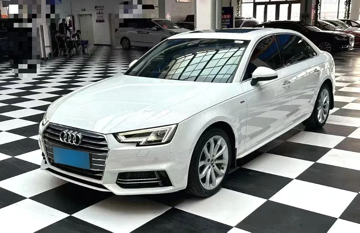 2018 Audi A4L 2.0T 190HP L4 7DCT