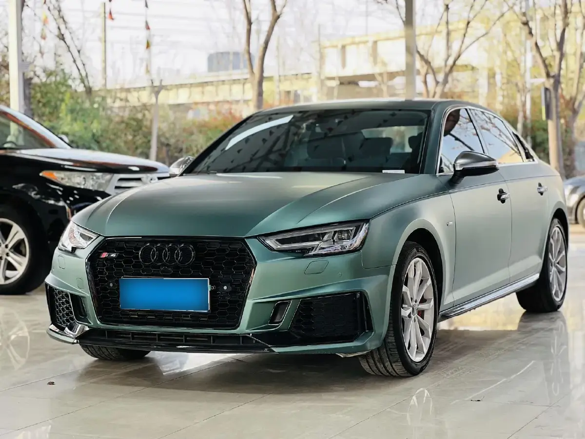 2019 Audi A4L 2.0T 252HP L4 7DCT