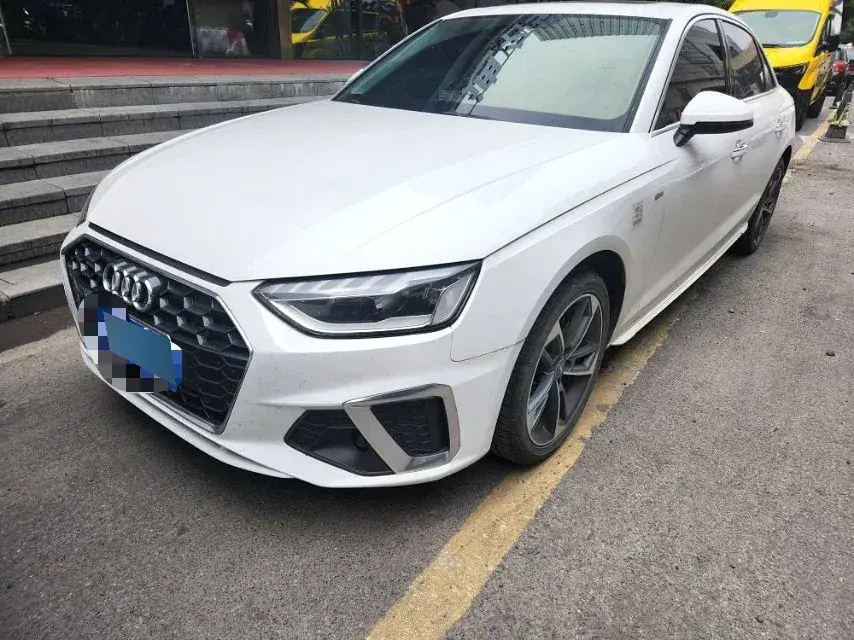 2020 Audi A4L 2.0T 150HP L4 7DCT