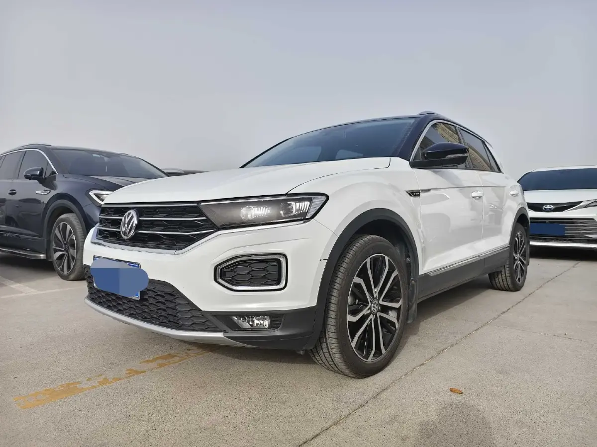 2021 Volkswagen T-Roc 1.4T 150HP L4 7DCT