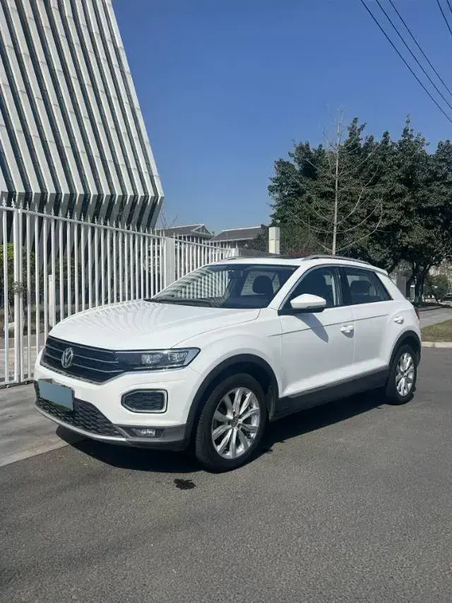 2019 Volkswagen T-Roc 1.4T 131HP L4 7DCT