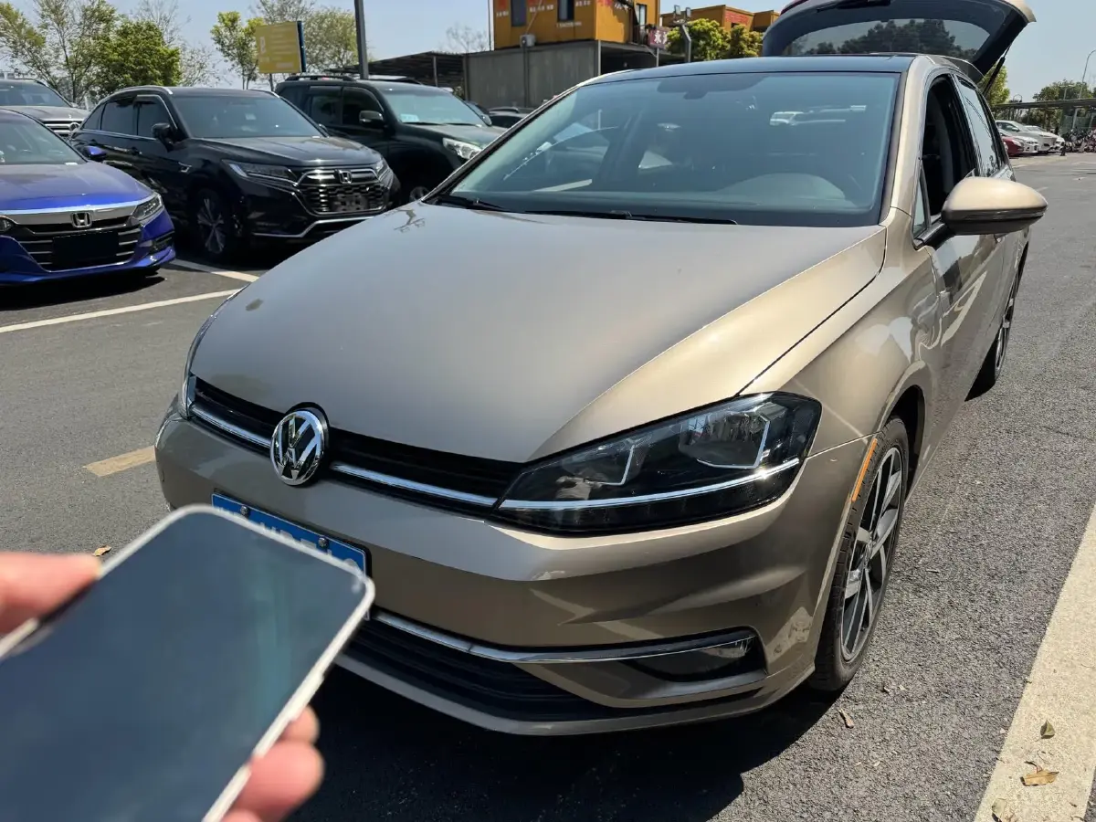 2019 Volkswagen Golf 1.4T 150HP L4 7DCT