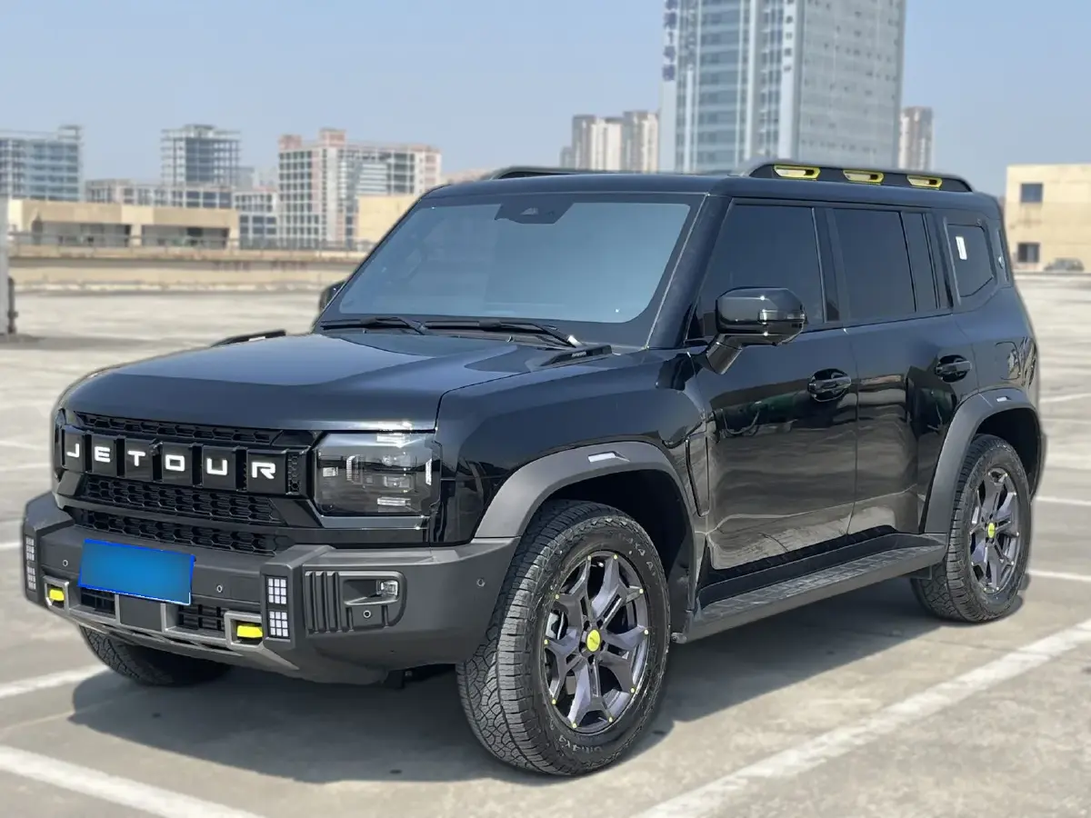 2023 Jetour Traveller 2.0T 254HP L4 7DCT