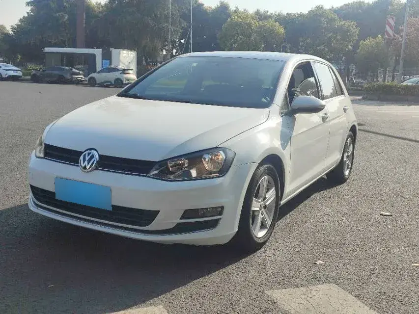 2015 Volkswagen Golf 1.4T 131HP L4 5MT