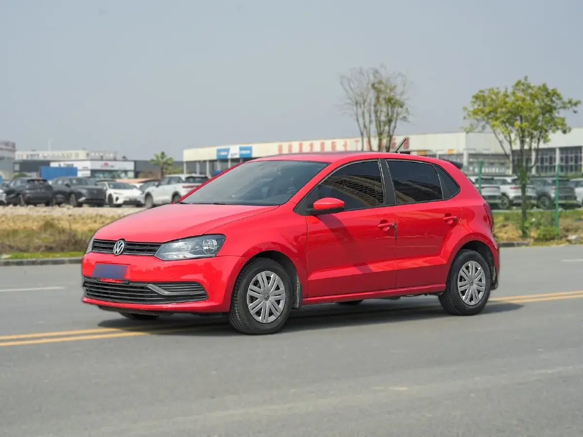 2014 Volkswagen Polo 1.4L 90HP L4 5MT