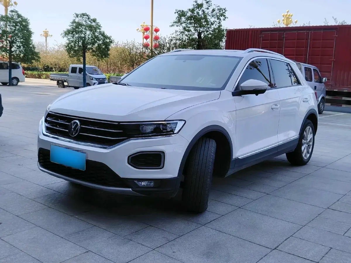 2022 Volkswagen T-Roc 1.4T 150HP L4 7DCT