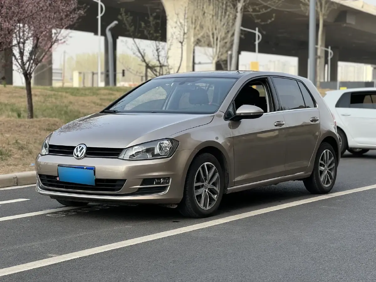 2016 Volkswagen Golf 1.4T 131HP L4 7DCT