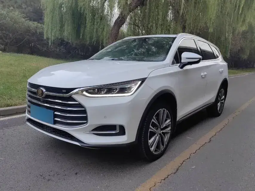 2018 BYD Tang 2.0T 205HP L4 6AT