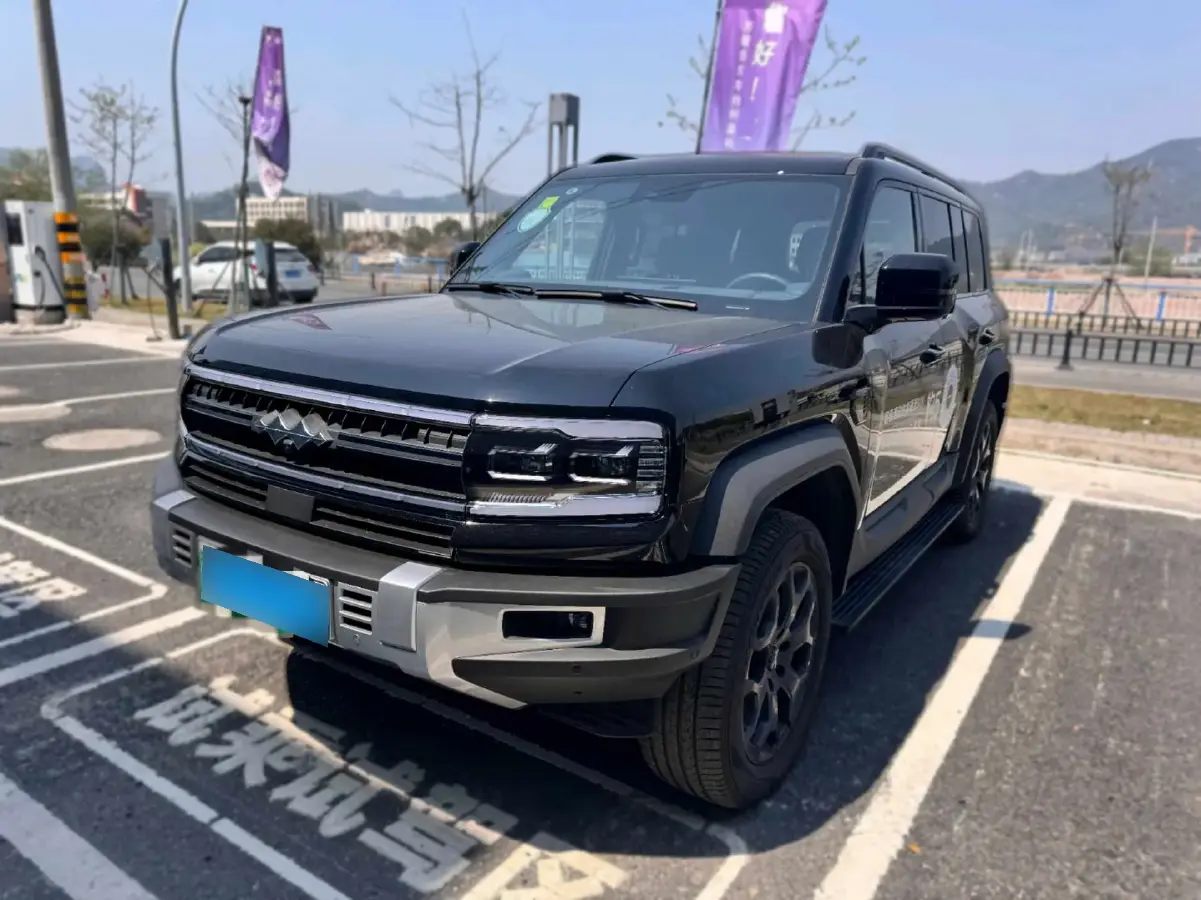 2023 FangChengBao Bao 5 1.5T 194HP L4 E-CVT PHEV 31.8KWH