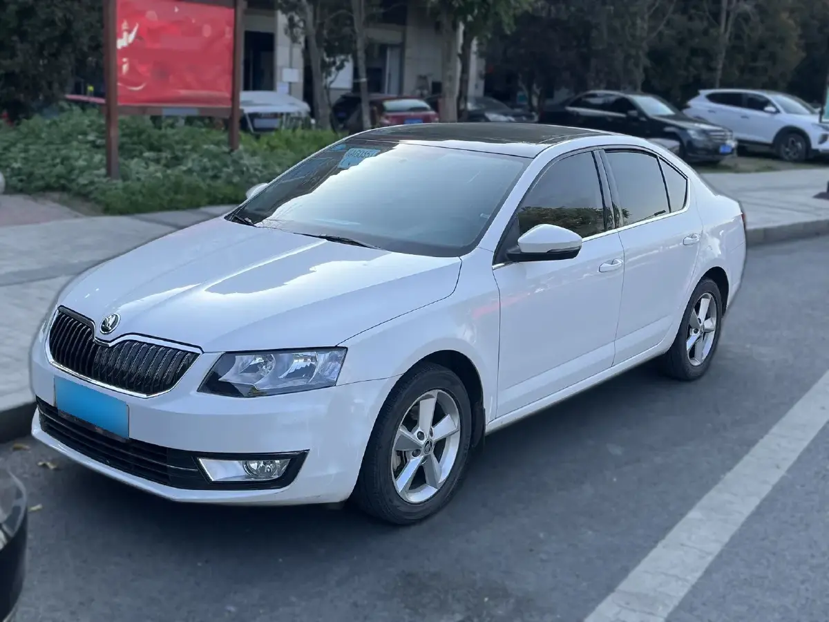 2015 Skoda Octavia 1.4T 150HP L4 5MT