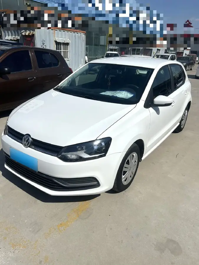 2016 Volkswagen Polo 1.4L 90HP L4 6AT