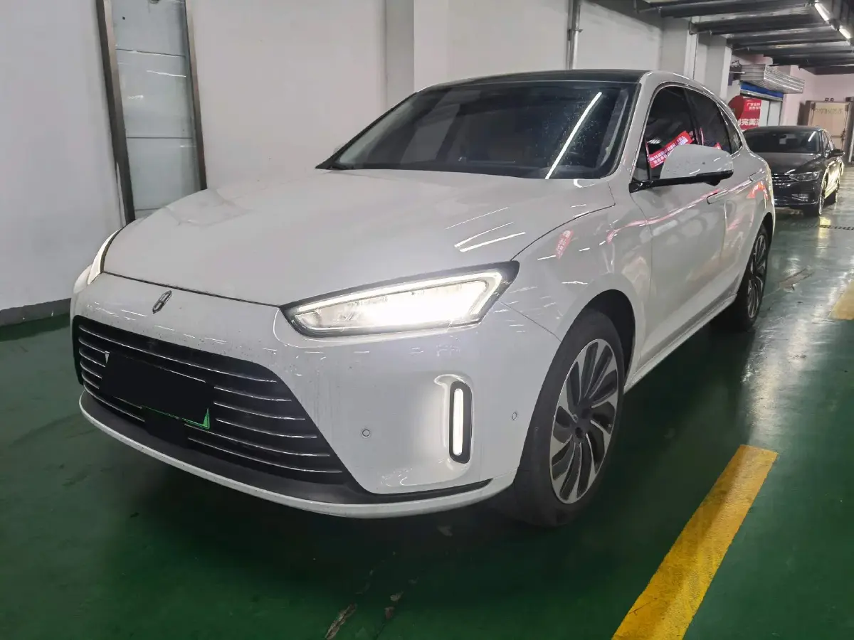 2022 HIMA AITO M5 Range Extended 125HP REEV 40KWH