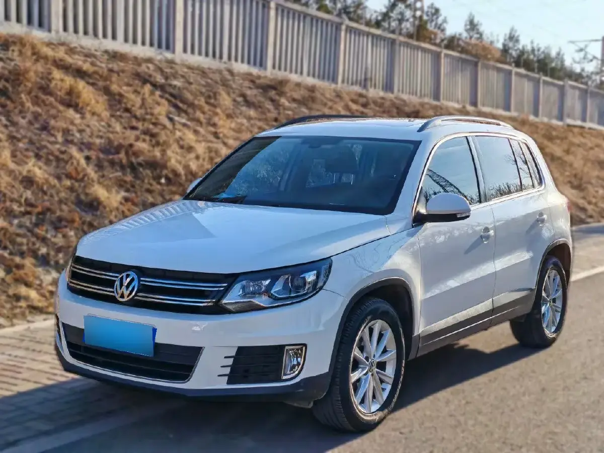 2016 Volkswagen Tiguan 1.4T 150HP L4 6DCT