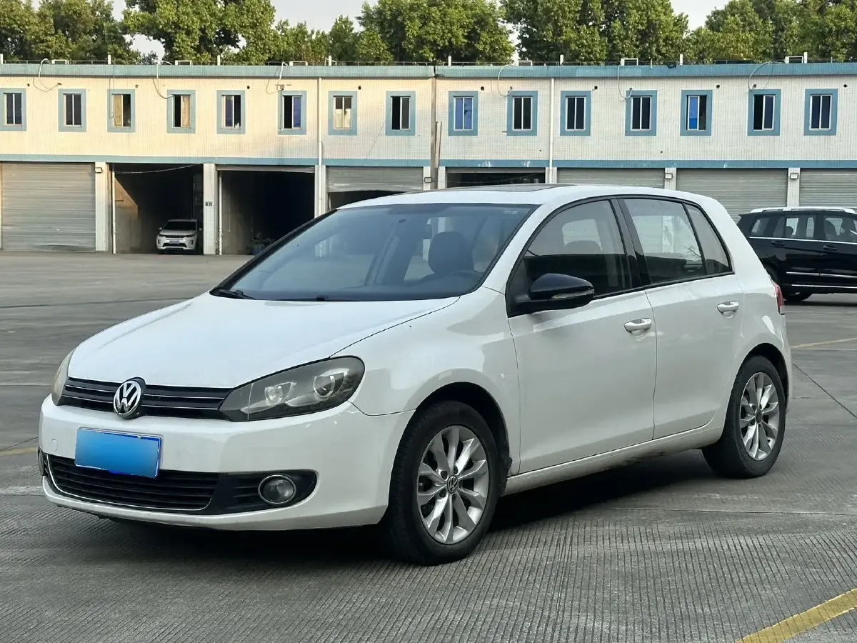 2012 Volkswagen Golf 1.4T 131HP L4 5MT
