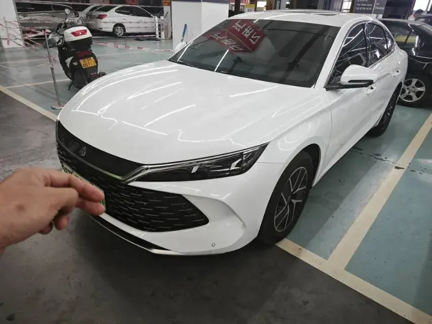 2024 BYD QinL 1.5L 101HP L4 E-CVT PHEV 15.87KWH