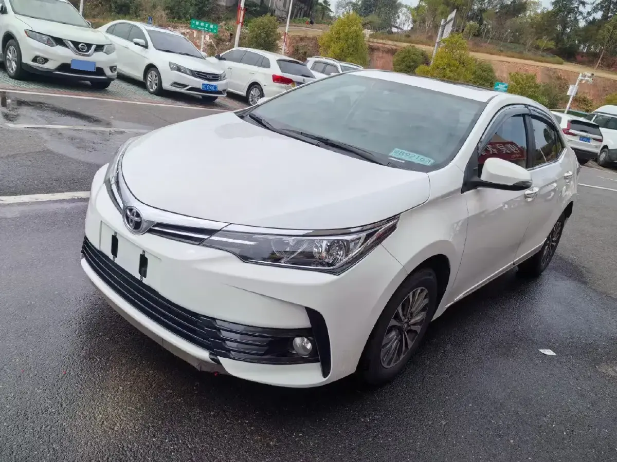 2018 Toyota Corolla 1.2T 116HP L4 CVT