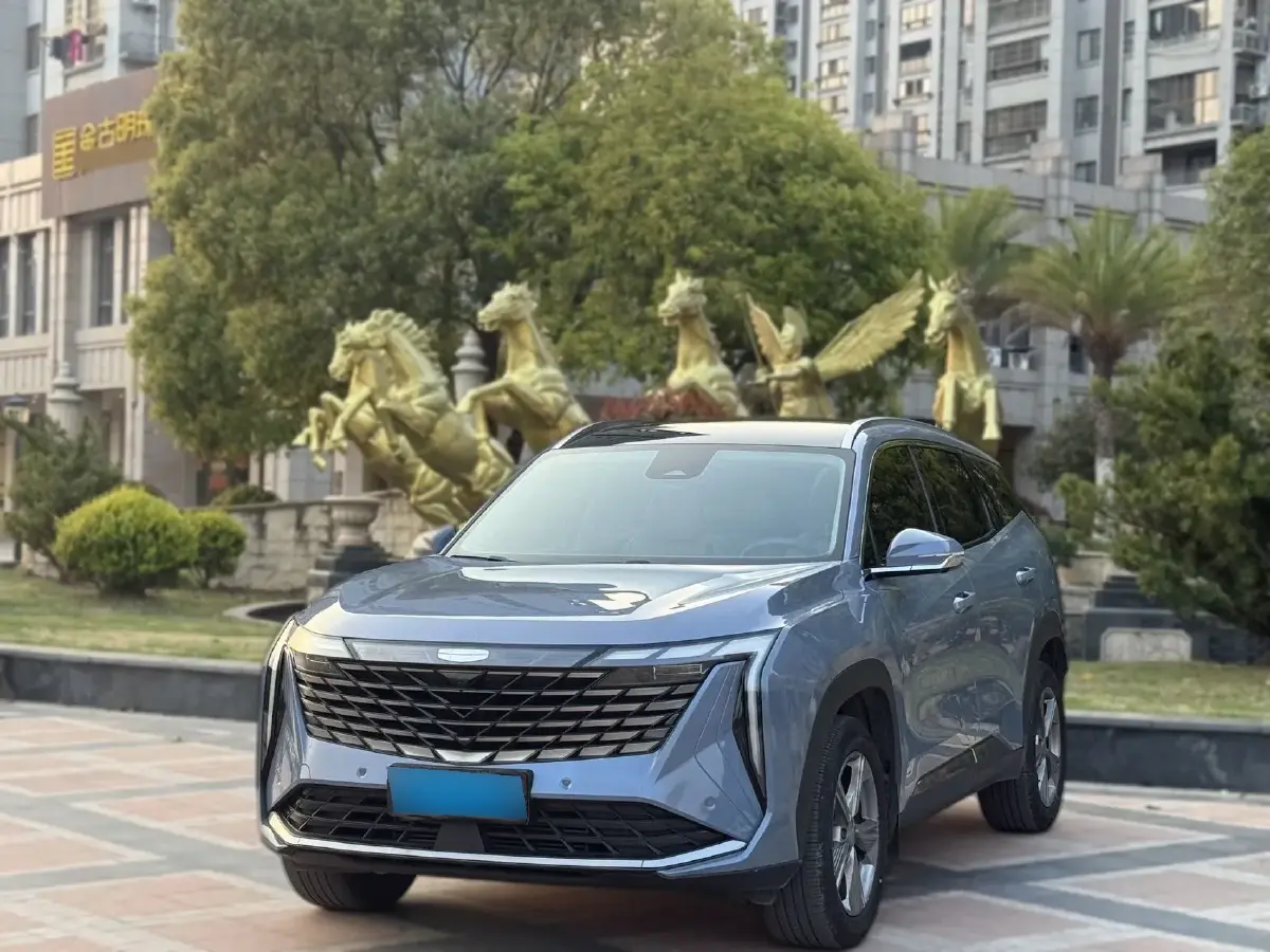 2023 Geely StarRay 1.5T 181HP L4 7DCT
