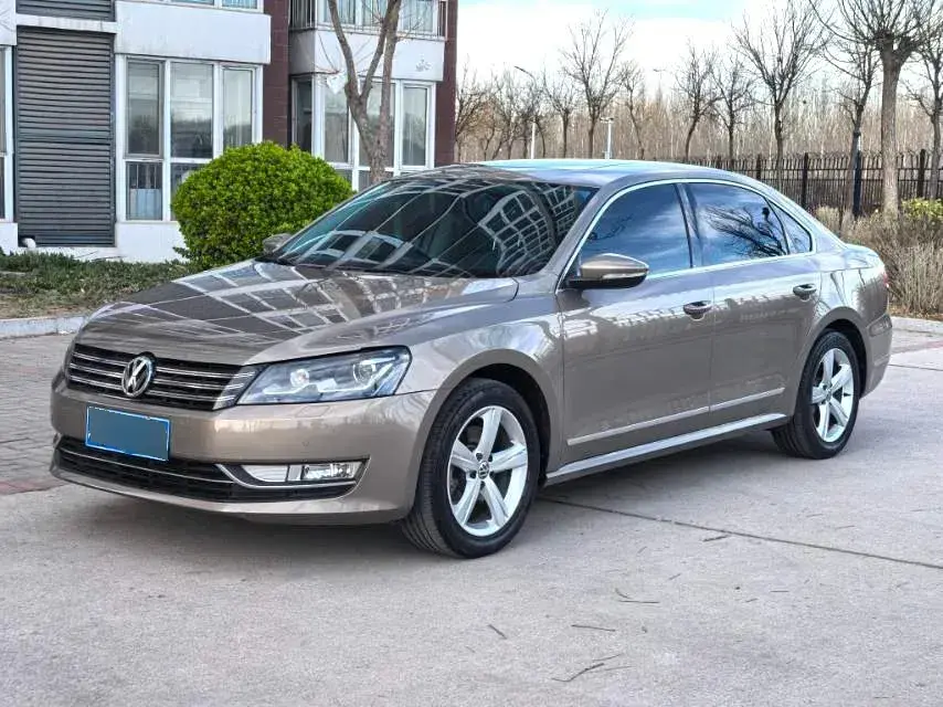 2015 Volkswagen Passat 1.8T 160HP L4 7DCT