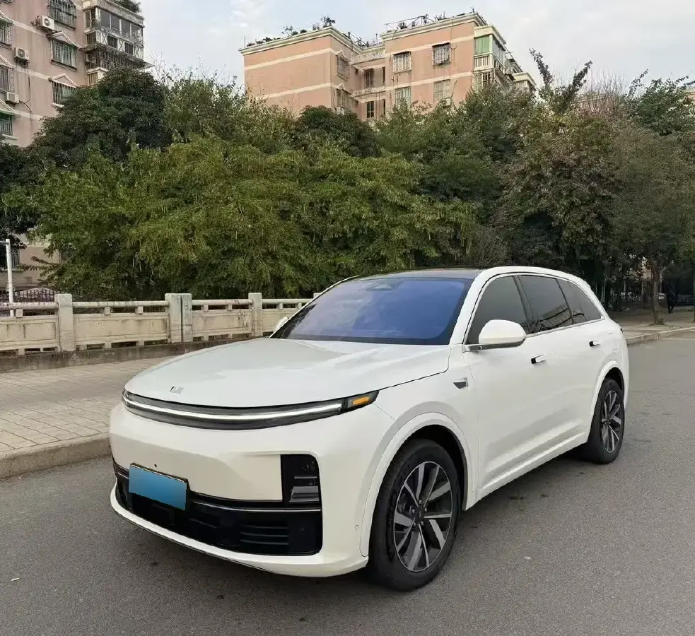 2023 Li L7 Range Extended 154HP REEV 40.9KWH