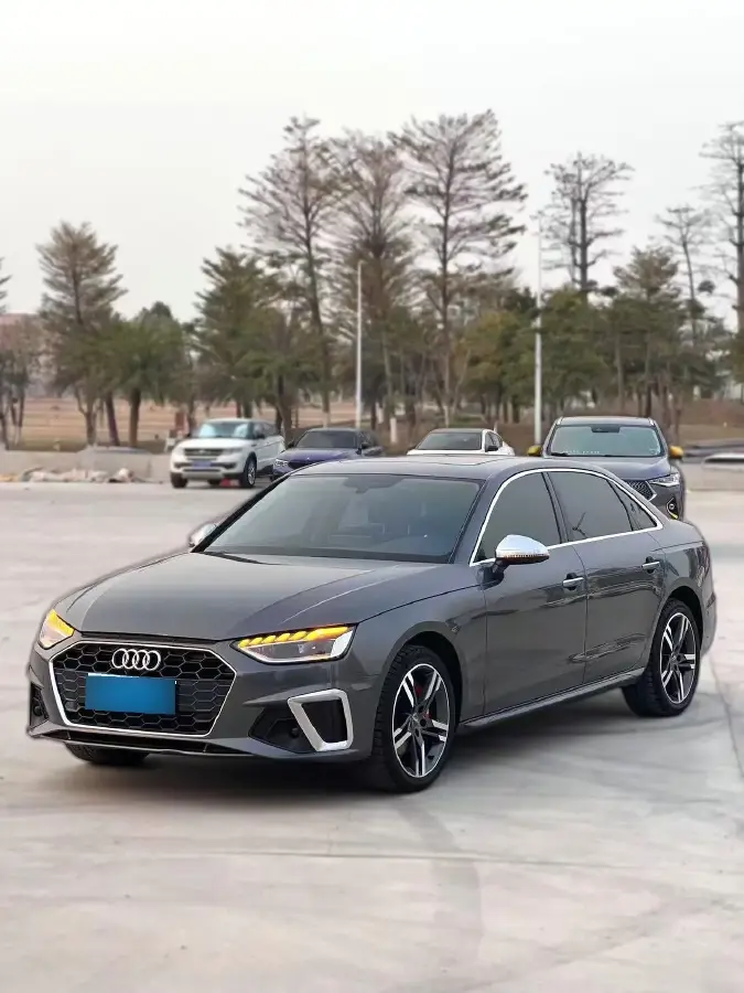 2020 Audi A4L 2.0T 190HP L4 7DCT