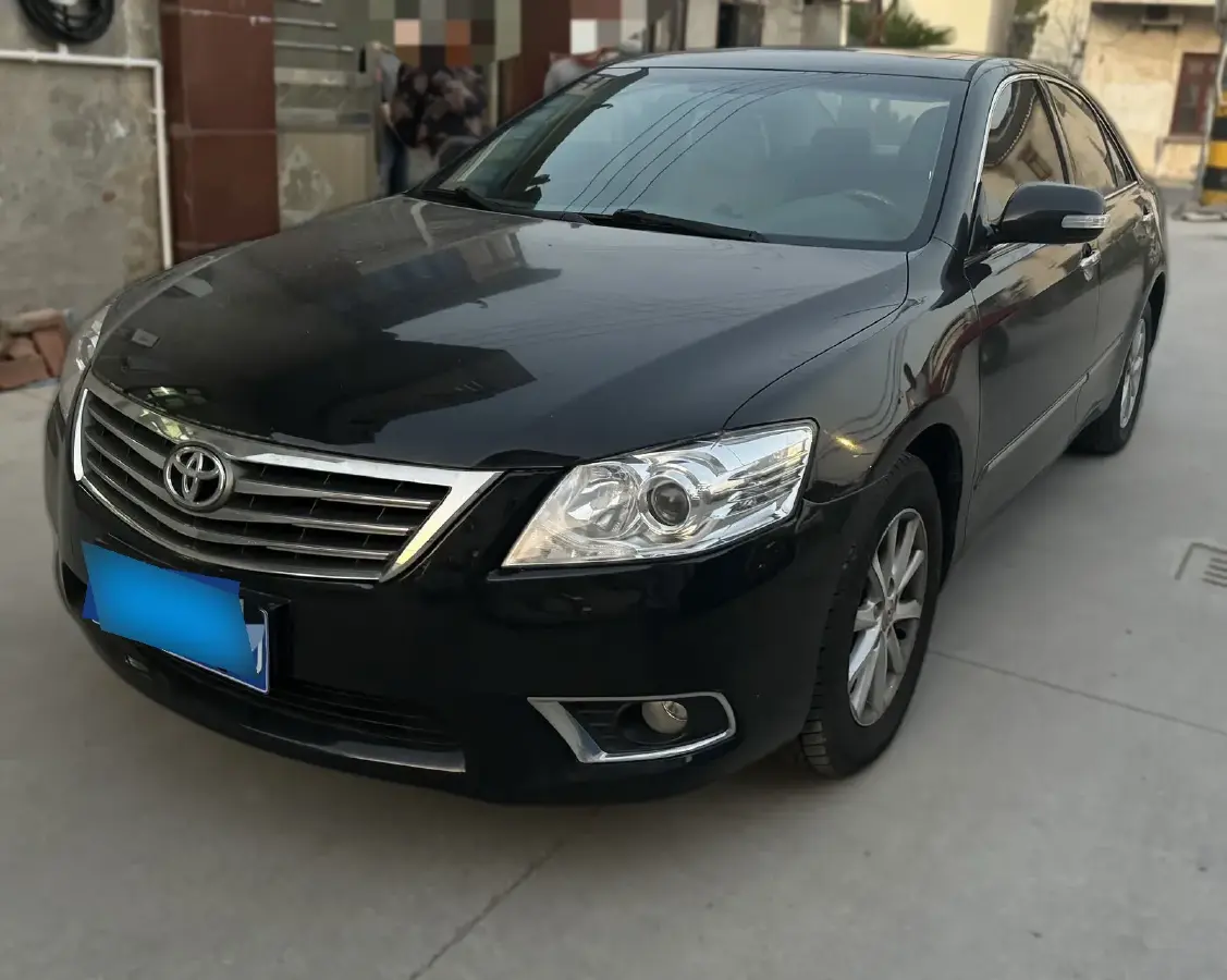 2012 Toyota Camry 2.0L 147HP L4 4AT