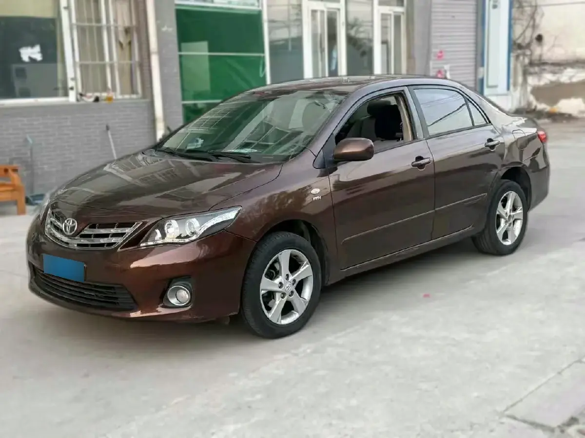 2012 Toyota Corolla 1.8L 140HP L4 CVT