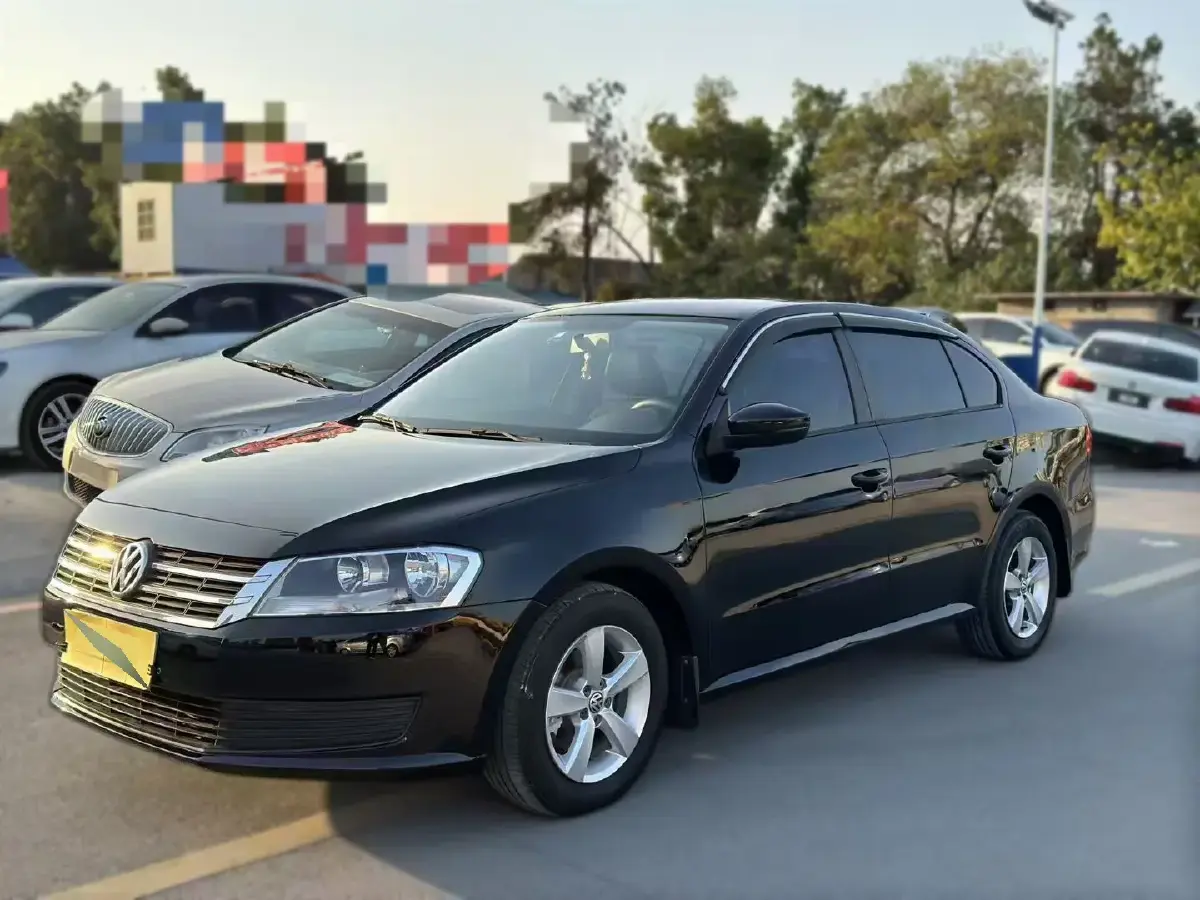 2013 Volkswagen Lavida 1.6L 110HP L4 5MT