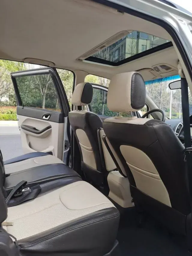 2015 Chery Arrizo M7 2.0L 139HP L4 CVT,autocango,china used car exporter,china ev exporter,chinese used car exporter,chinese used ev exporter