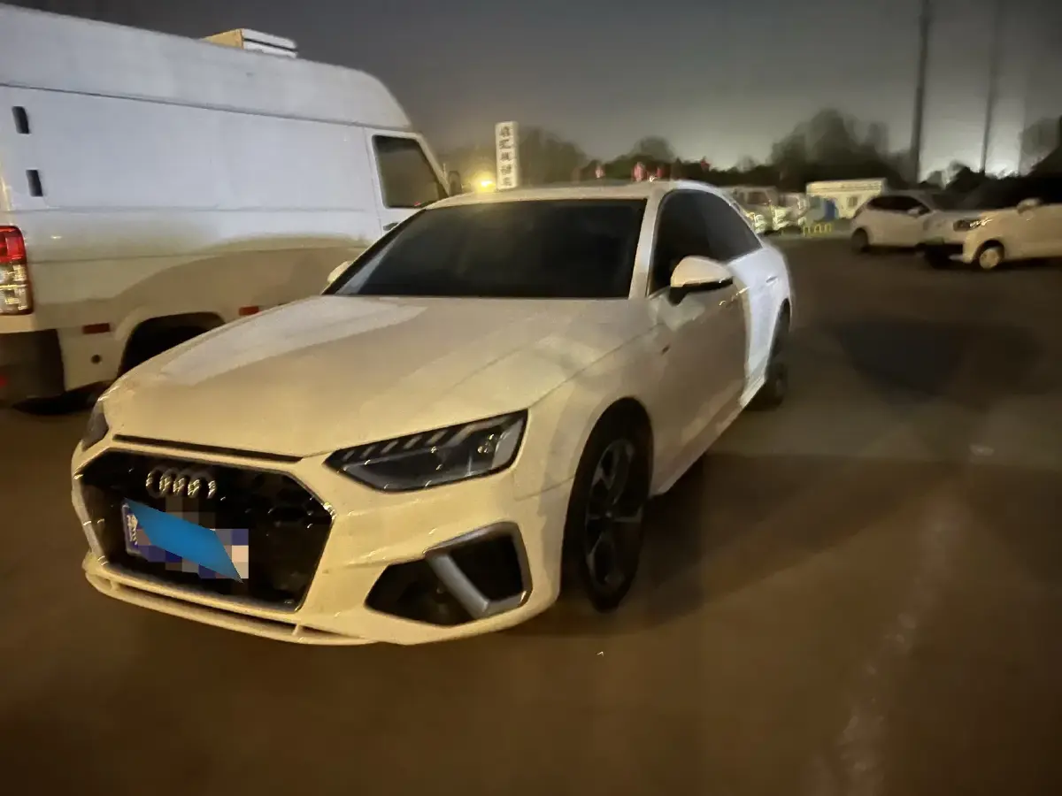 2020 Audi A4L 2.0T 150HP L4 7DCT